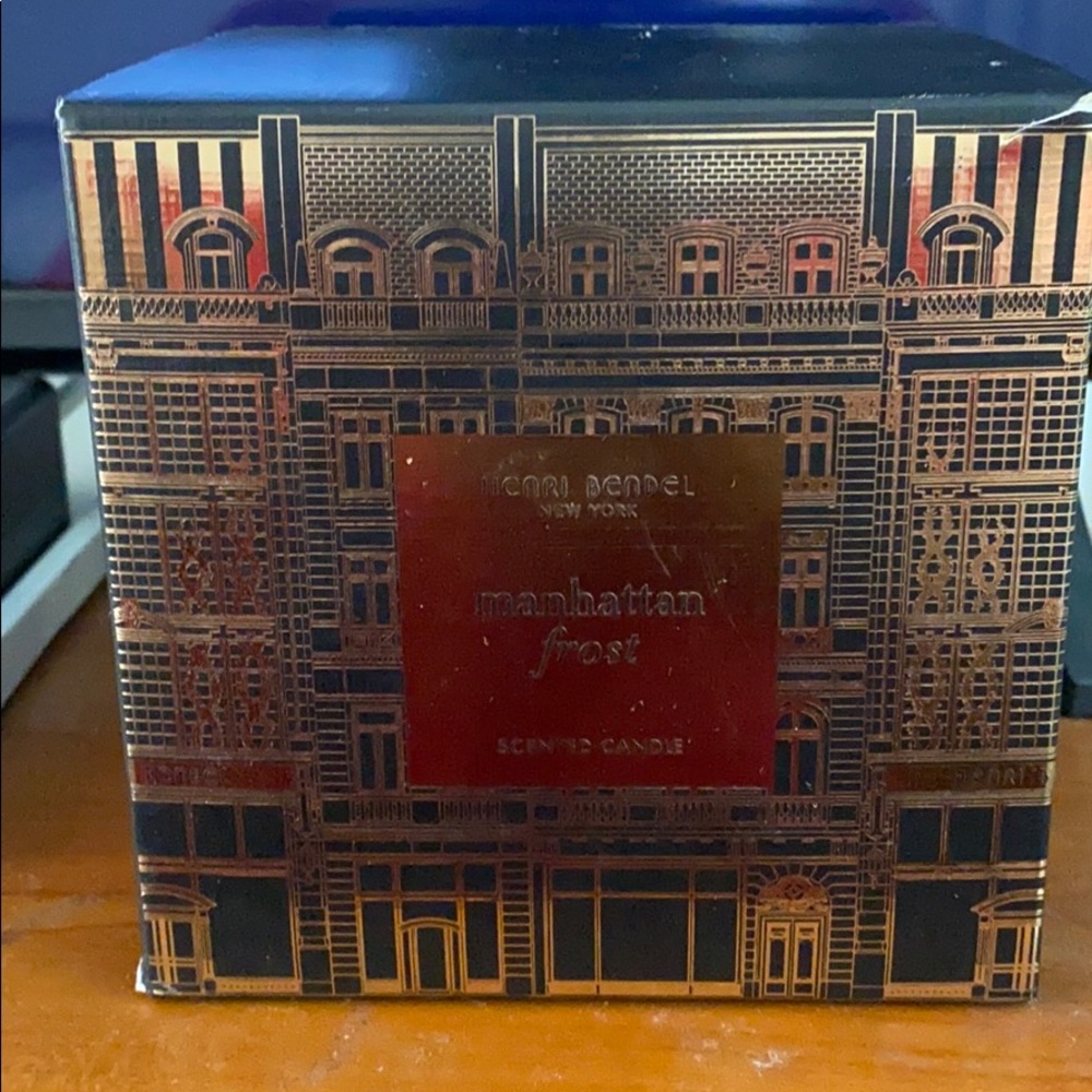 Henri Bendel Candle